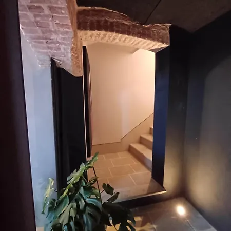 Santo Stefano Rondini Apartamento *